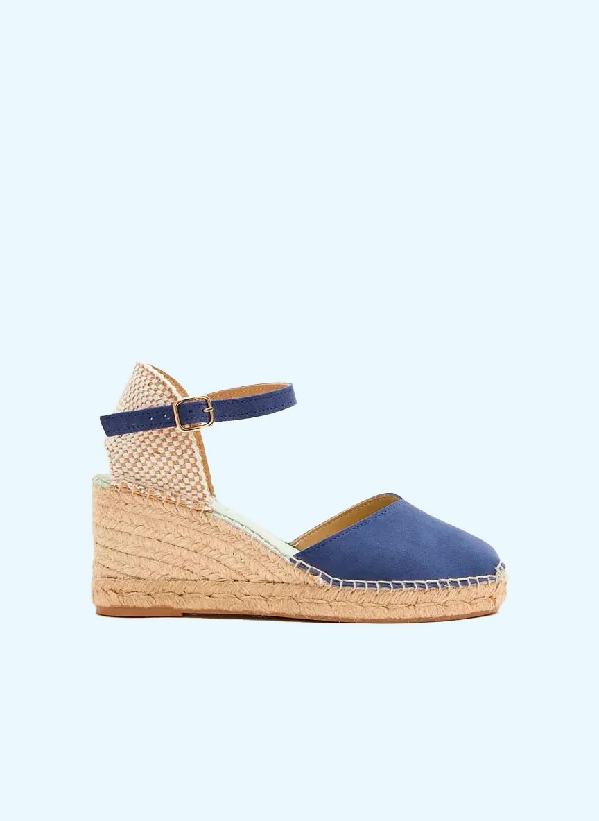 Alpargatas para mujer con hebilla color azul báltico | Atria - Imagen 2